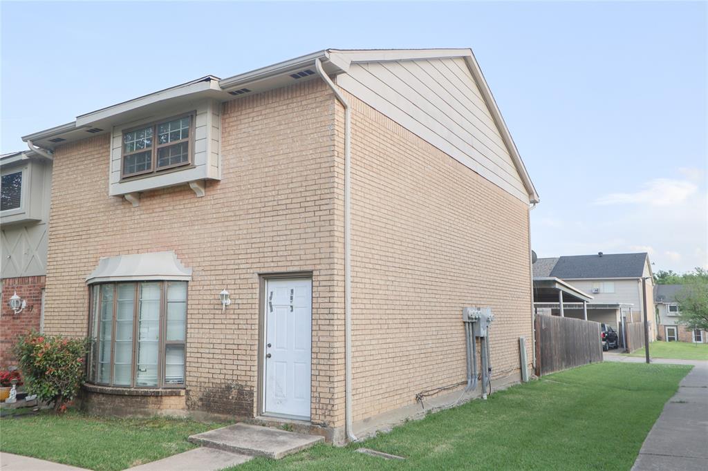 Mountain Creek Twnhs - Residential