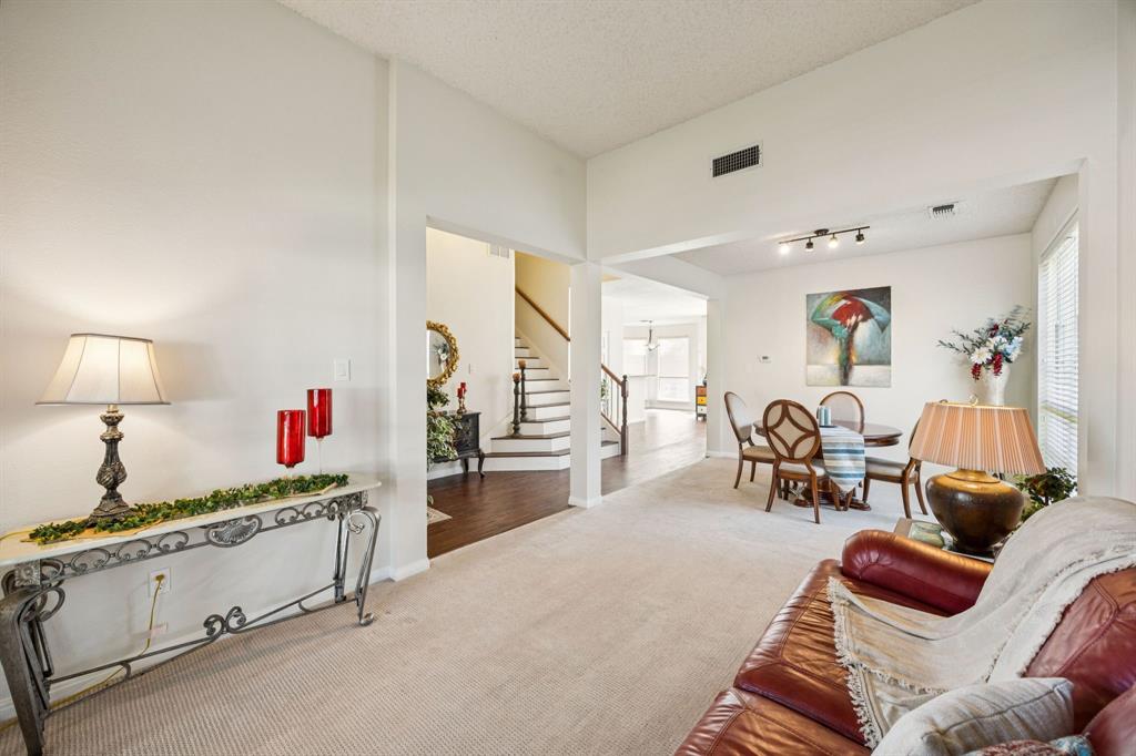 2805 Dover Drive