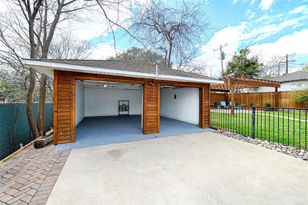 Lake Terrace - Residential