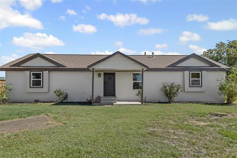610 Mcvoid Road Springtown TX 76082