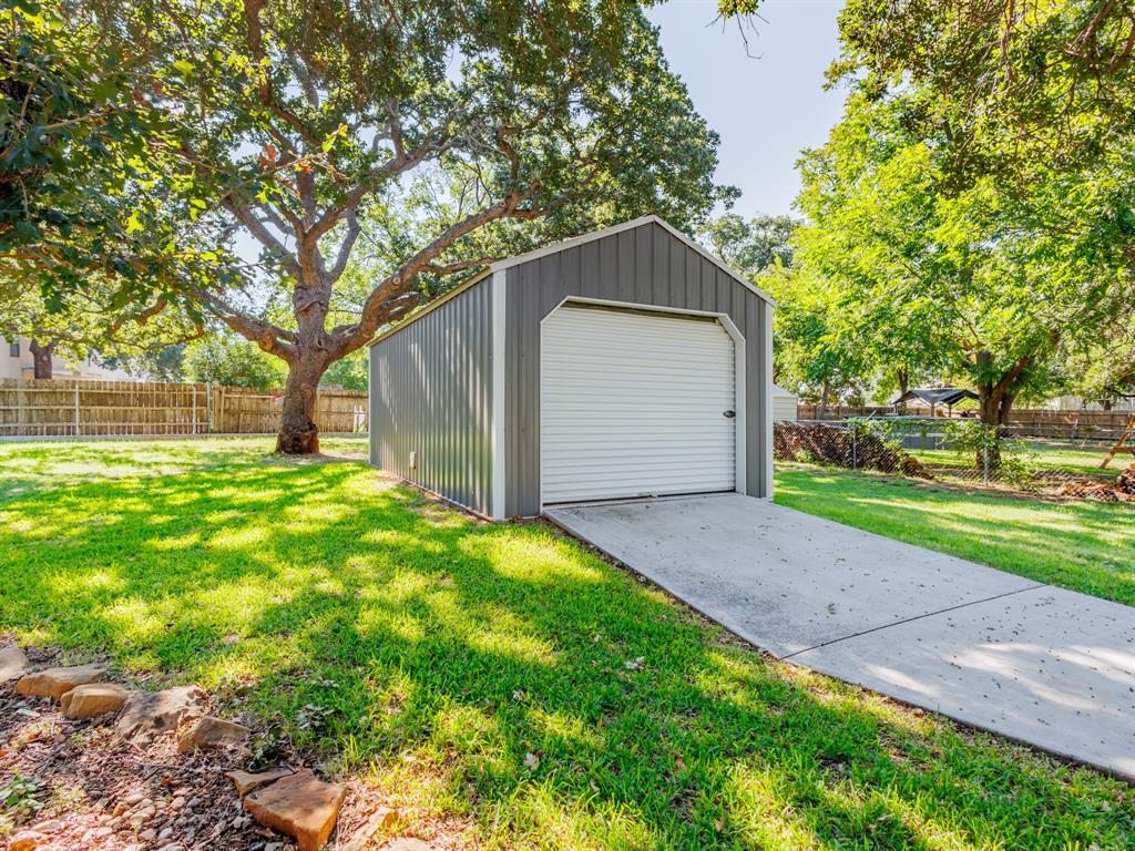 PATRICK SULLIVAN, SURVEY 17, ABSTRACT 827 - Residential