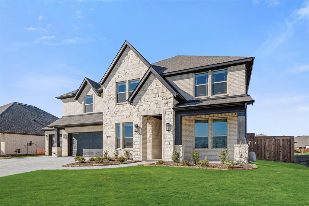 2610 Waterfall Court