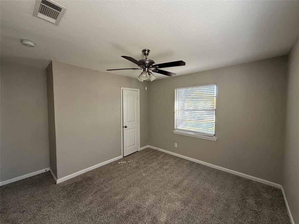 Edgemont Park 02 - Residential Lease