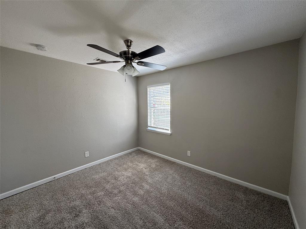 Edgemont Park 02 - Residential Lease