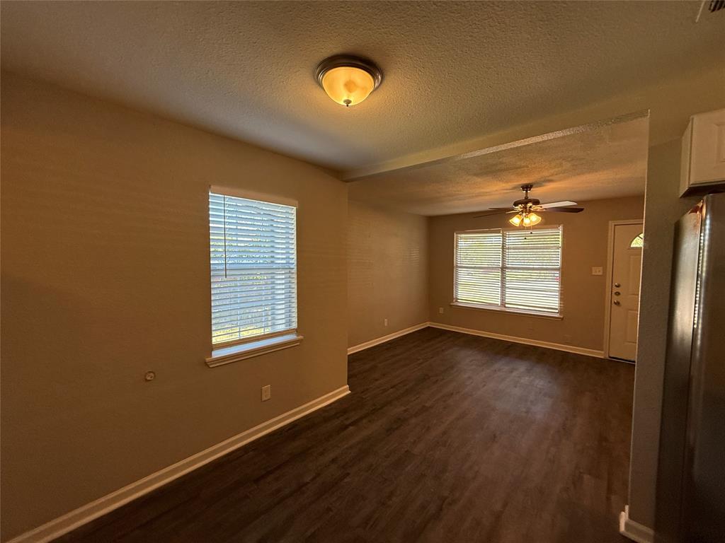 Edgemont Park 02 - Residential Lease