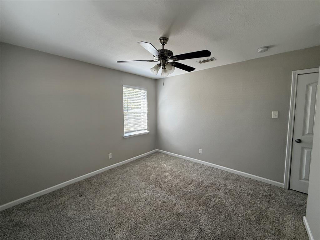 Edgemont Park 02 - Residential Lease