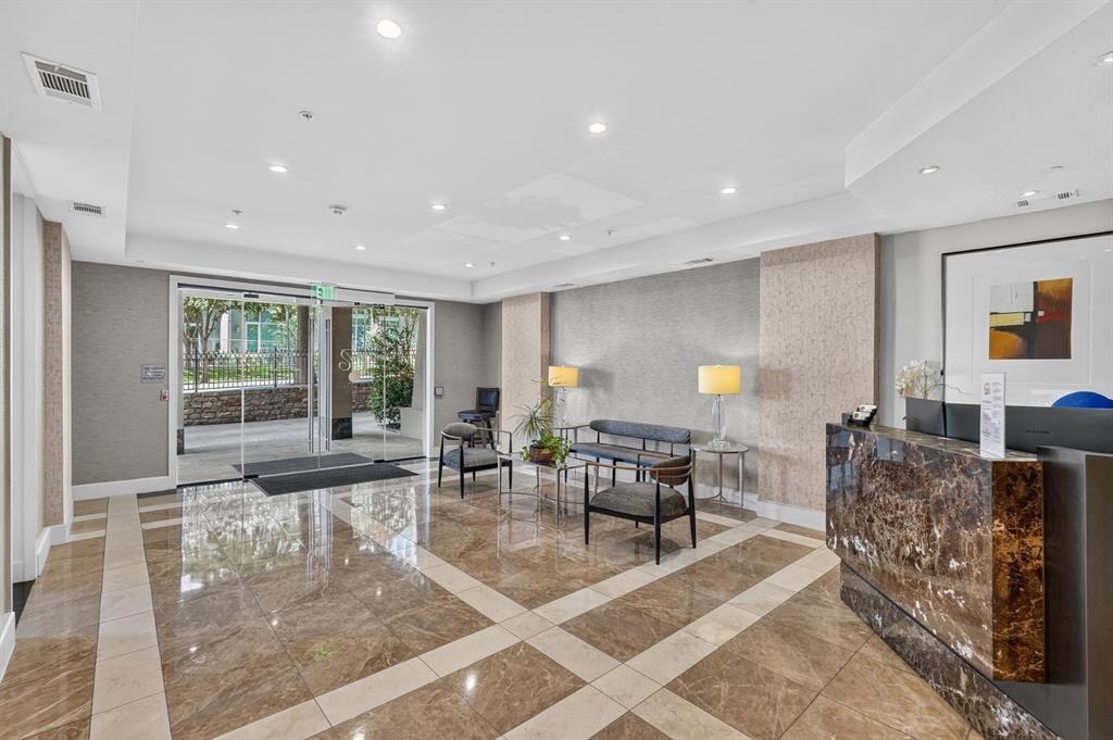 3225 Turtle Creek Boulevard 1528