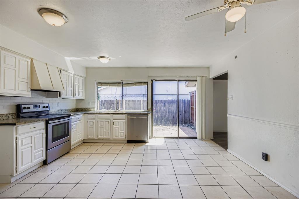 Pleasant Valley Estate - Residential Lease