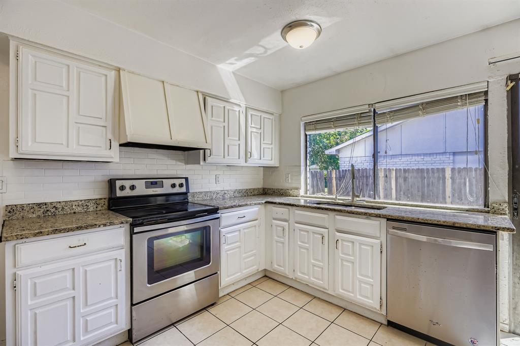 Pleasant Valley Estate - Residential Lease