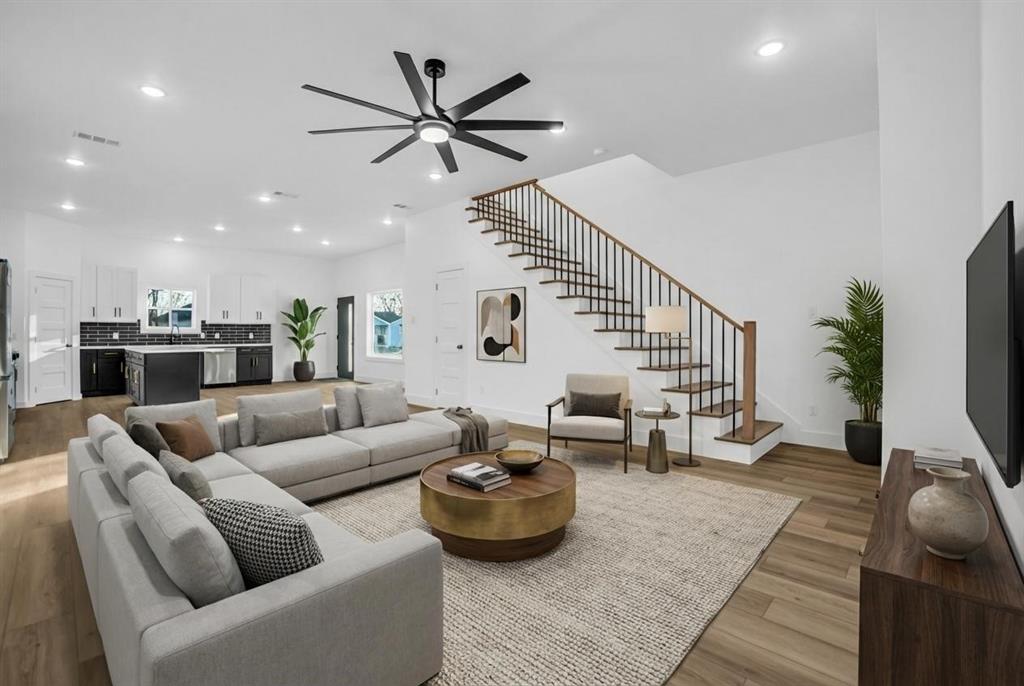 Oaklawn - Residential