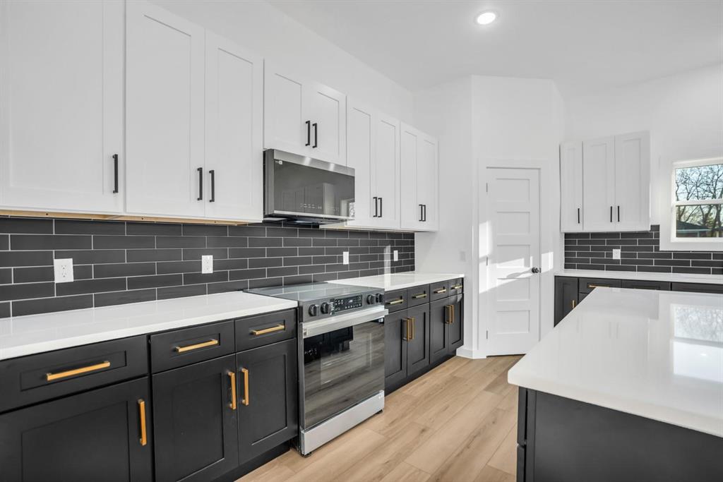 Oaklawn - Residential