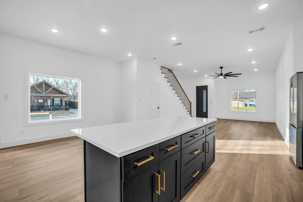 Oaklawn - Residential