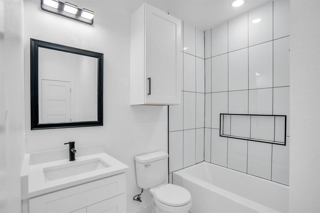 Oaklawn - Residential