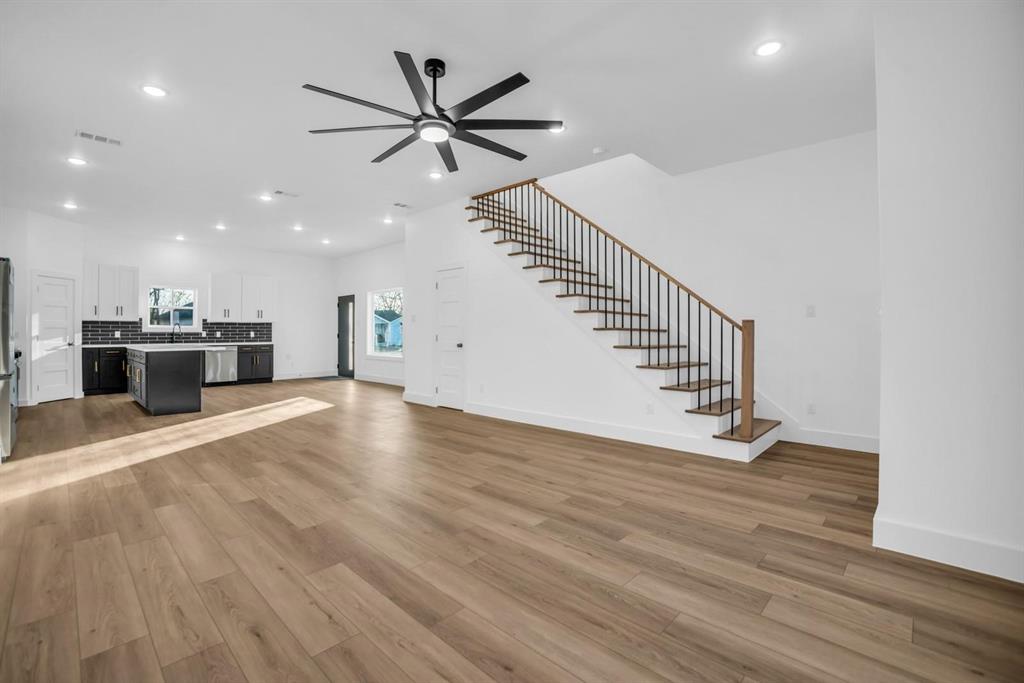 Oaklawn - Residential