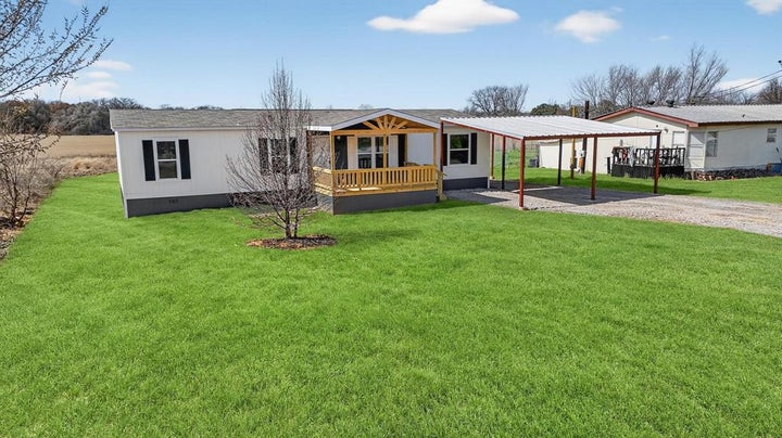Photo 1 of 37 — 309 Rhett Court, Aurora, TX 76078