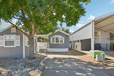 Tiny photo for 403 Brazos Harbor Drive, Granbury, TX 76048 (MLS # 21101712)