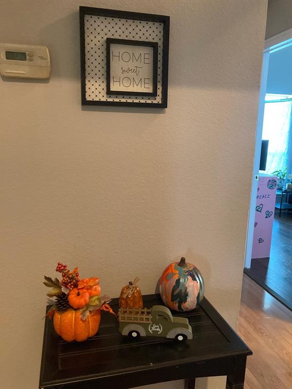 J MC Carter 8 acres - Residential