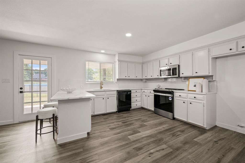 103 Park Trail Place