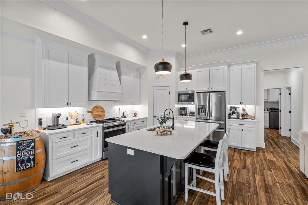 Haughton, Louisiana 71037, United States, 4 Bedrooms Bedrooms, ,3 BathroomsBathrooms,Residential,Active,127347