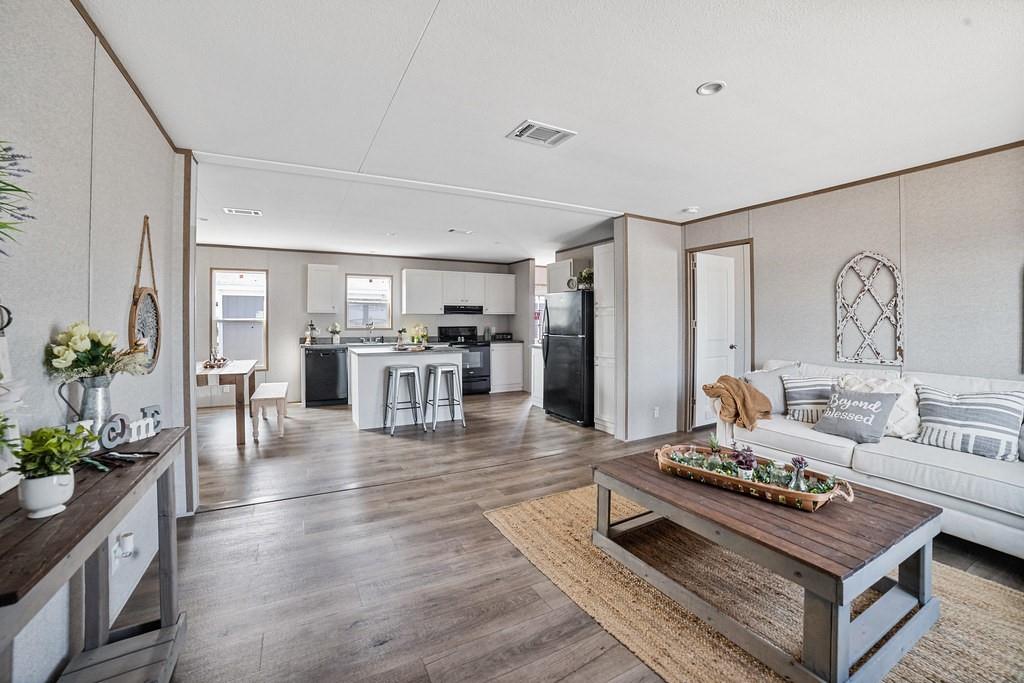 Silver Spurs Ranch - Residential