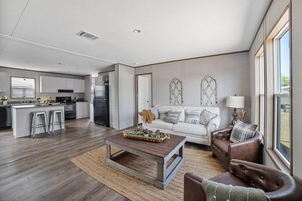 Silver Spurs Ranch - Residential