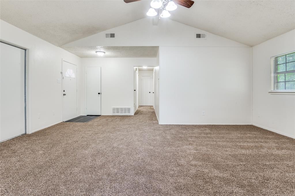 1519 Oakbrook Street