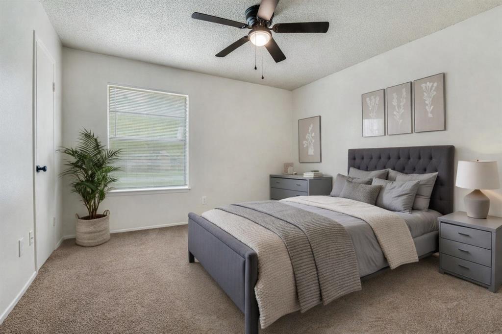 1519 Oakbrook Street