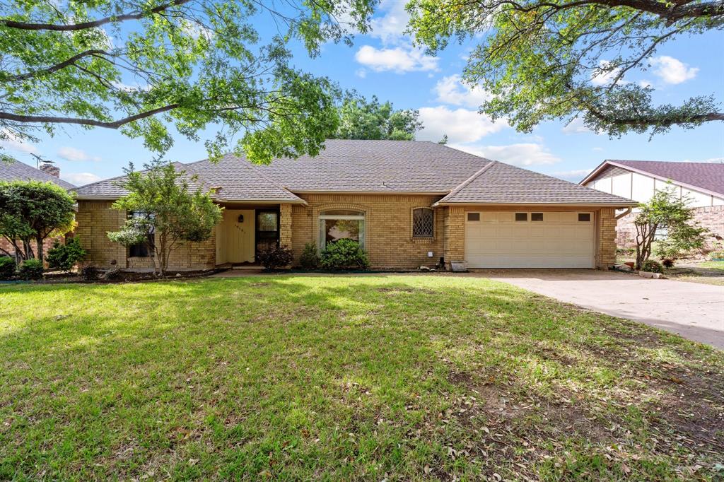 10161 Stoneleigh Drive