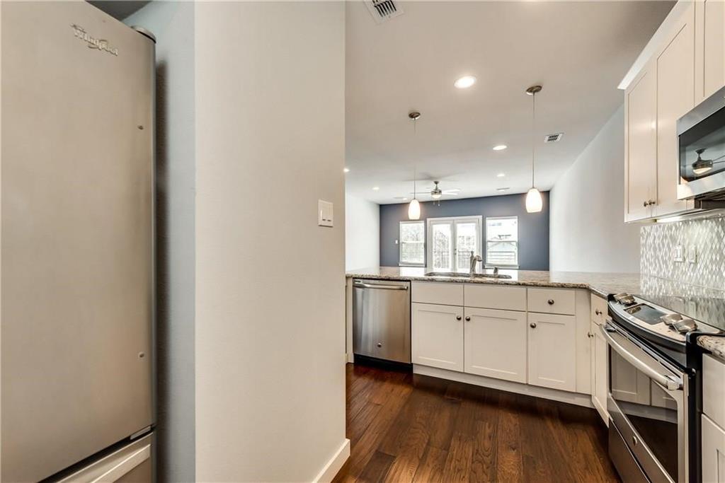 LINDELL AVENUE CONDOMINIUMS - Residential Lease