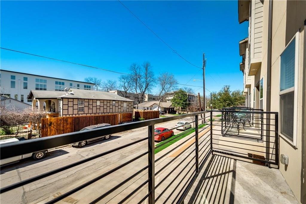 LINDELL AVENUE CONDOMINIUMS - Residential Lease