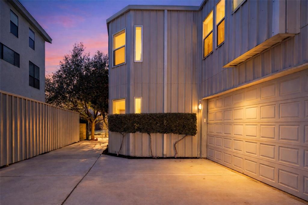 North Oak Lawn - Residential