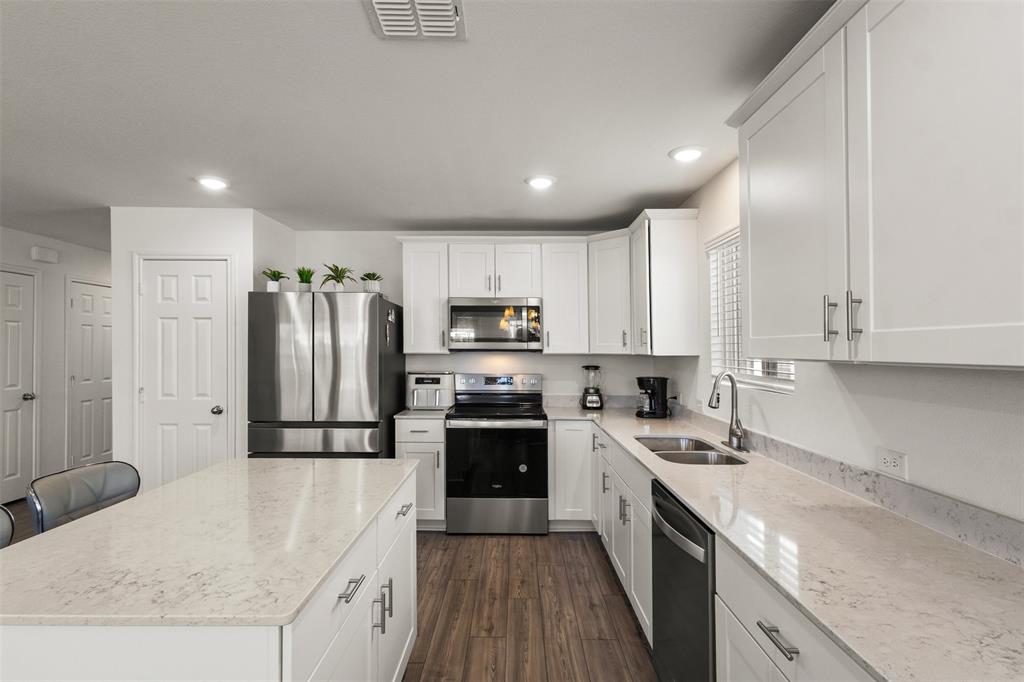 Townsend Green Ph 1 - Residential