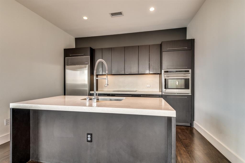 House - Residential Lease