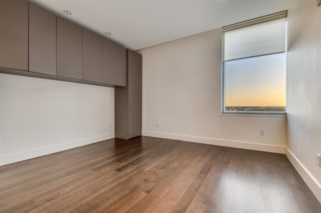 House - Residential Lease