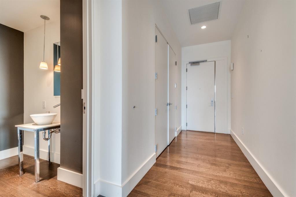 House - Residential Lease