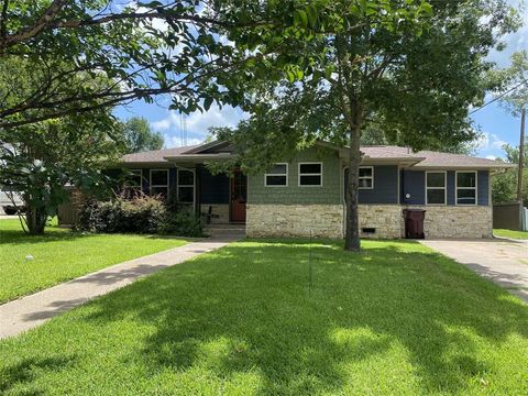 804 S Buffalo Street Canton TX 75103