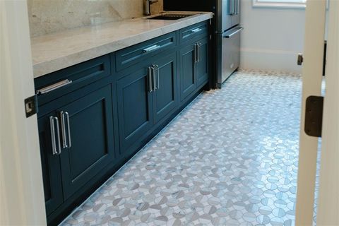 Tiny photo for 4404 Lorraine Avenue, Highland Park, TX 75205 (MLS # 21130774)