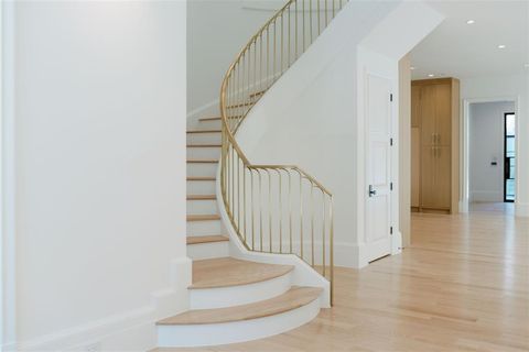 Tiny photo for 4404 Lorraine Avenue, Highland Park, TX 75205 (MLS # 21130774)