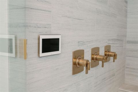 Tiny photo for 4404 Lorraine Avenue, Highland Park, TX 75205 (MLS # 21130774)