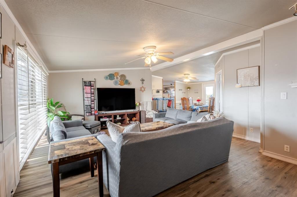 5206 Buttercup Court