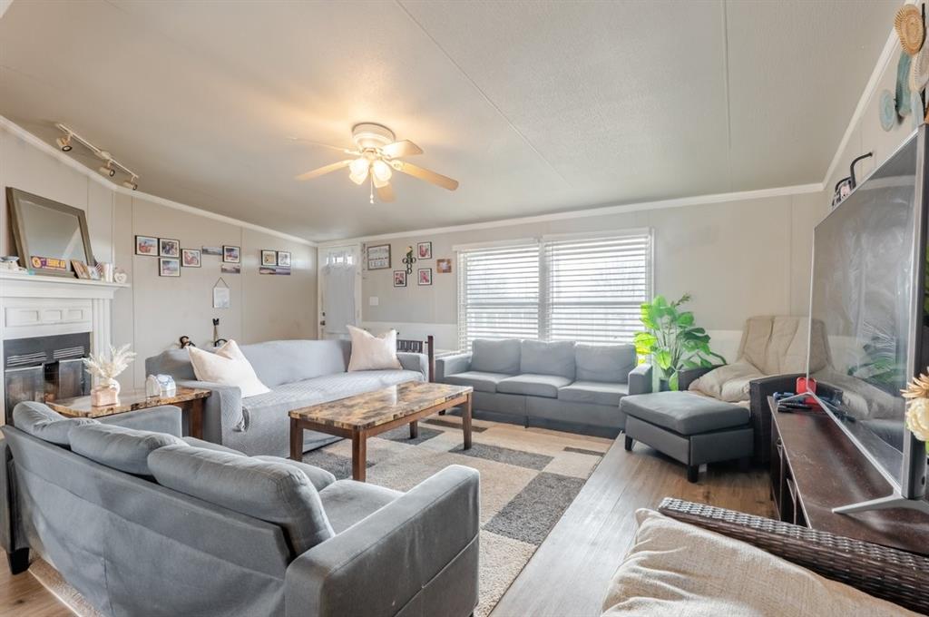 5206 Buttercup Court