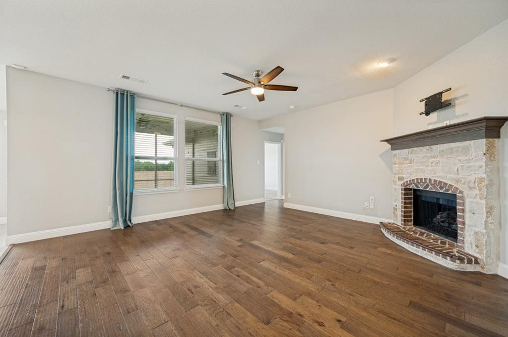 1217 Roadrunner Drive