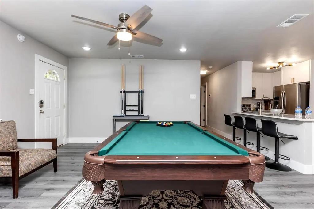527 Avenue I
