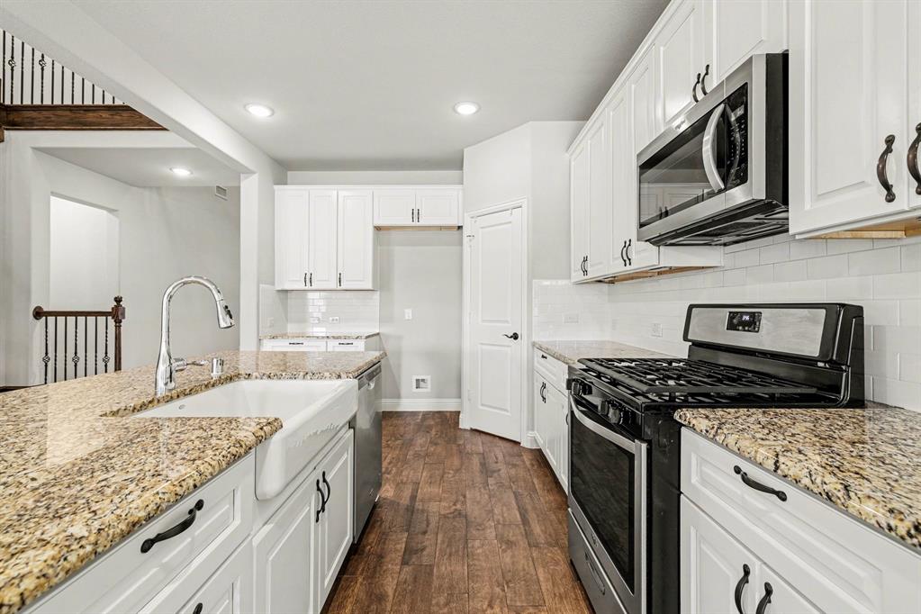 Homestead At Ownsby Farms Ph 1, The - Residential