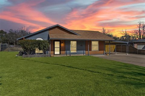 119 Kessler Drive Granbury TX 76048