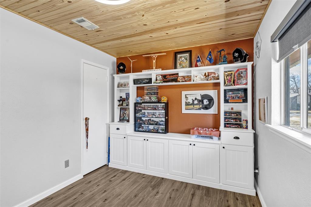 Meadow Heights - Residential