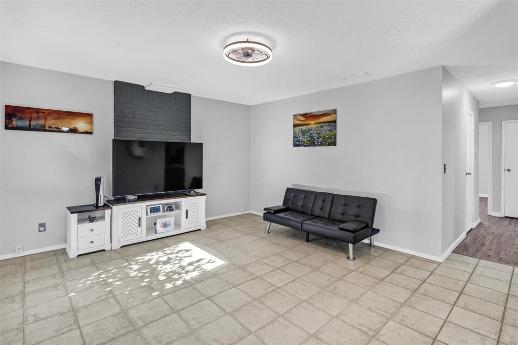 Meadow Heights - Residential