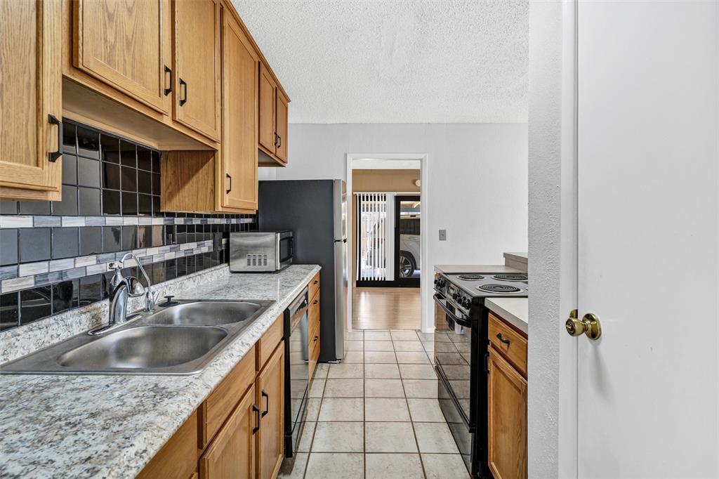 Meadow Heights - Residential