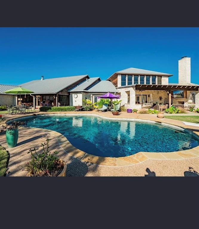 J H Hightower Surv A 1109 - Residential