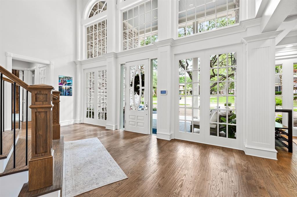 2209 Colonial Drive